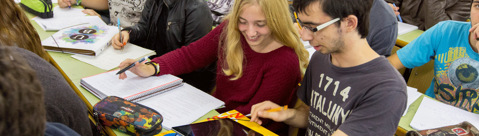 OUR BACHELOR'S DEGREES: PHYSICS AND ELECTRONIC COMMUNICATION ENGINEERING. WE ALSO PARTICIPATE IN BIOMEDICAL ENGINEERING AND 